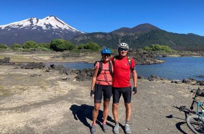 Helena and Martin Robinson Cycling on the  tour with redspokes